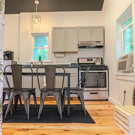 Campfire Cottage Fireplace, Fire Pit & No Chores! Kingston Extérieur photo